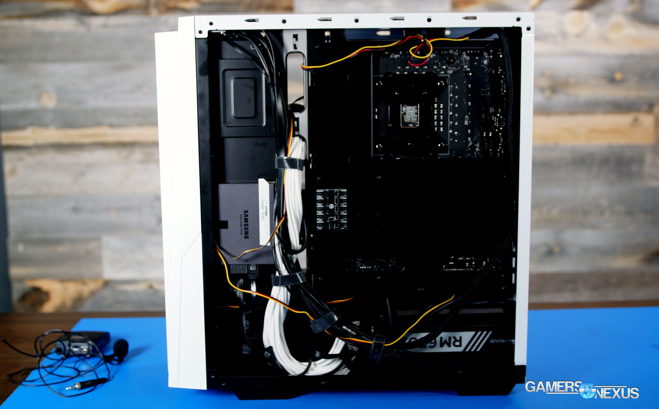 silverstone-rl06-back