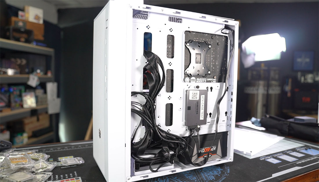 silverstone r1 article back